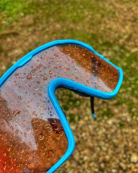 Gafas polarizadas Koro Blue lente lluvia running